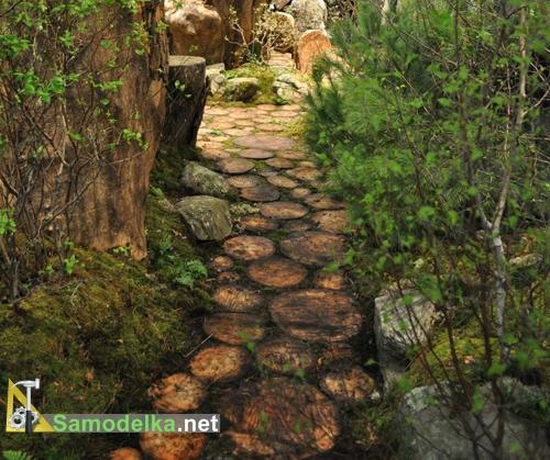 оформление садовых дорожек из спилов дерева оформление садовых дорожек из спилов дерева