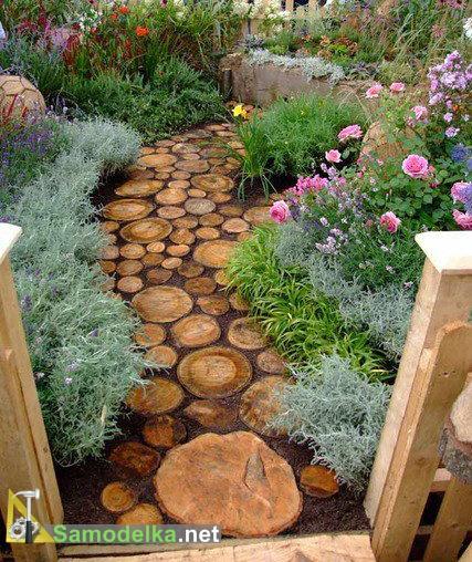 Садовые дорожки из спилов дерева Садовые дорожки из спилов дерева