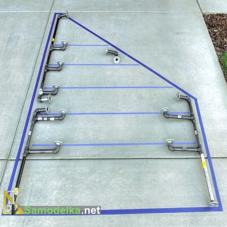 делаем полку для обуви из водороводных труб