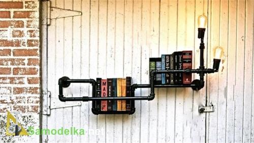 второй вариант самодельной полки из труб