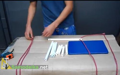 как сделать детские качели своими руками начинаем продевать веревки как сделать детские качели своими руками начинаем продевать веревки