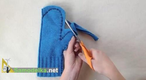 как сделать варежки из свитера