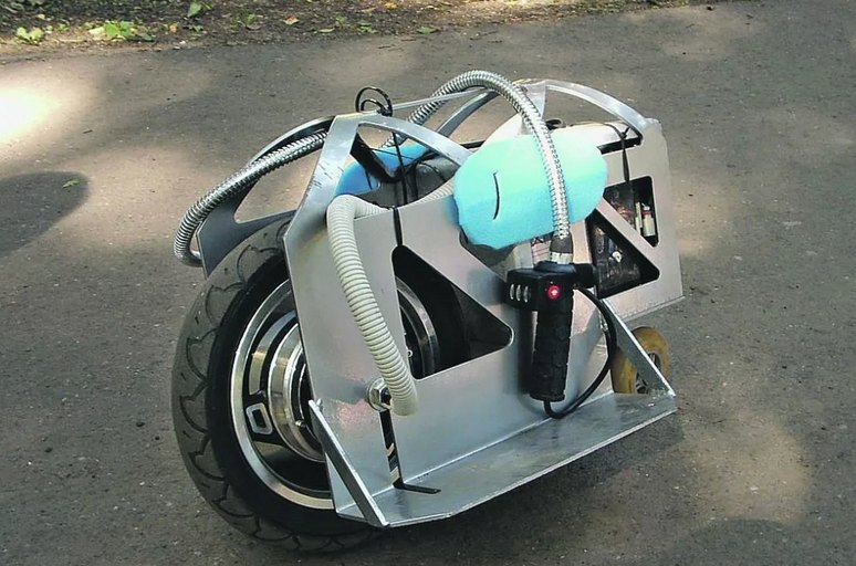 Дельтакат Владимира Ковалева